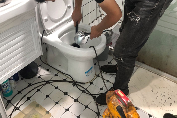 安远疏通下水道